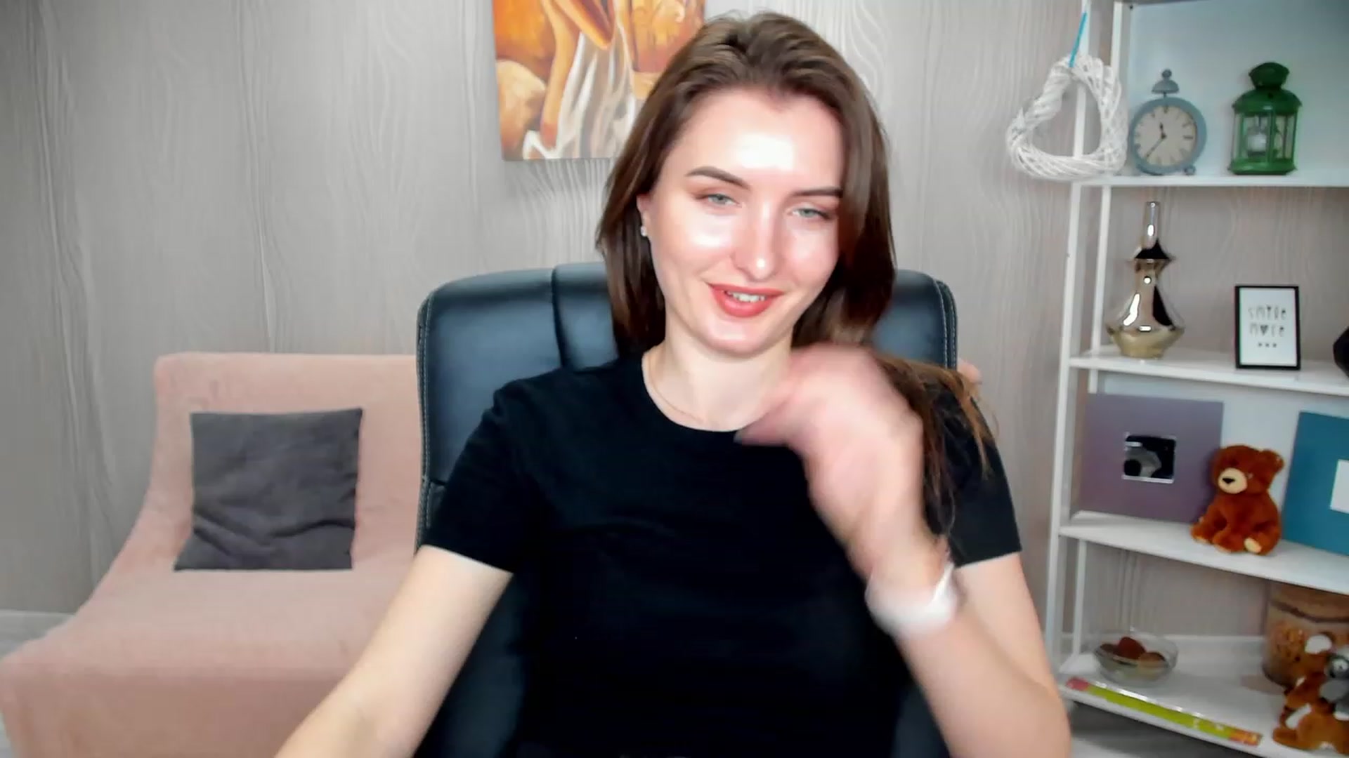 Gallery image thumbnail from EmilyRosier's myfreecams stream on, 02/09/2023, 15:33 image 5 of 20