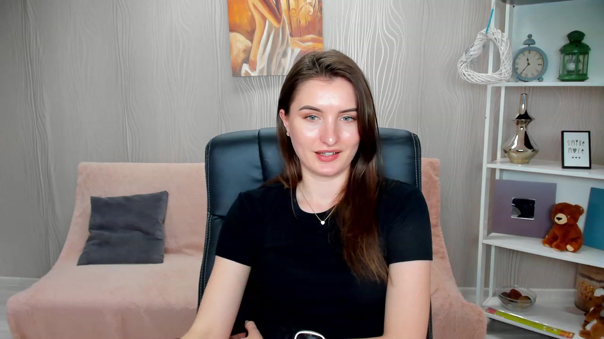 Gallery image thumbnail from EmilyRosier's myfreecams stream on, 02/09/2023, 17:34 image 7 of 20