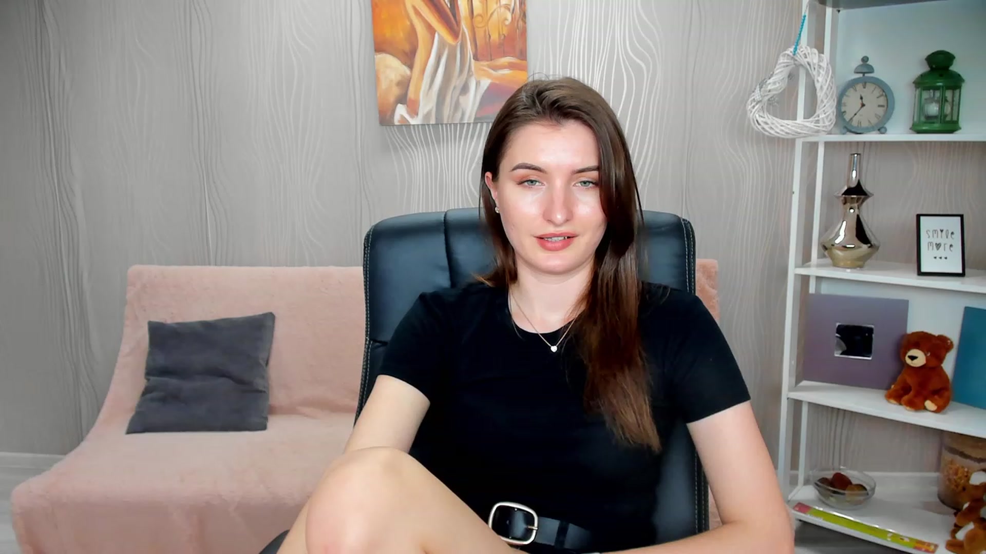 Gallery image thumbnail from EmilyRosier's myfreecams stream on, 02/09/2023, 17:34 image 4 of 20