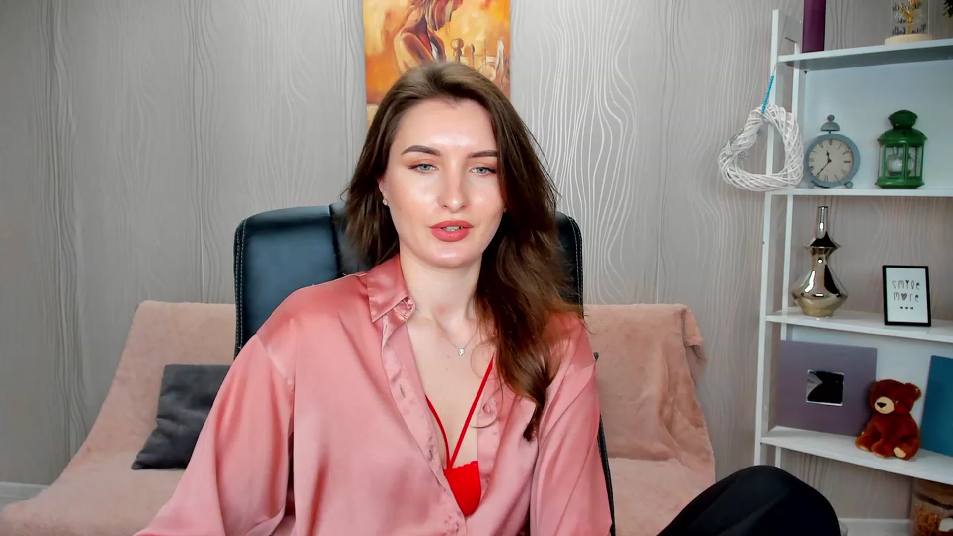 Gallery image thumbnail from EmilyRosier's myfreecams stream on, 02/14/2023, 15:16 image 4 of 20