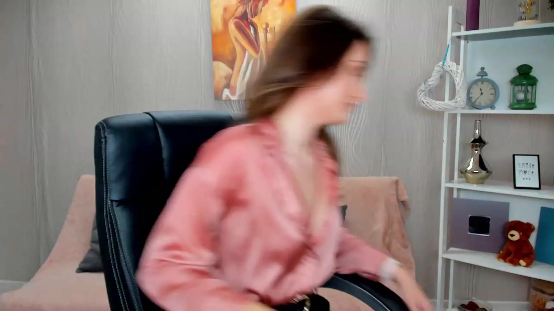 Gallery image thumbnail from EmilyRosier's myfreecams stream on, 02/14/2023, 15:16 image 11 of 20