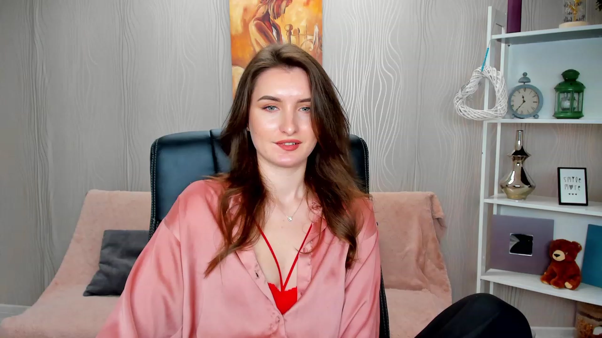 Gallery image thumbnail from EmilyRosier's myfreecams stream on, 02/14/2023, 15:16 image 1 of 20