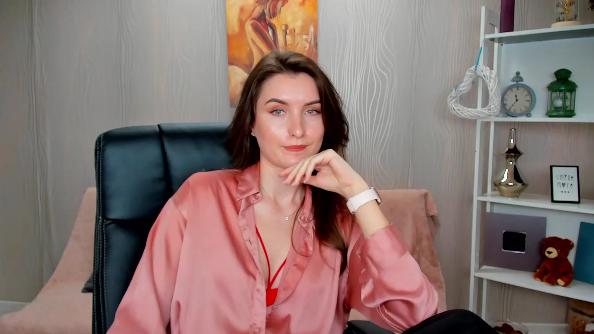 Gallery image thumbnail from EmilyRosier's myfreecams stream on, 02/14/2023, 15:16 image 19 of 20