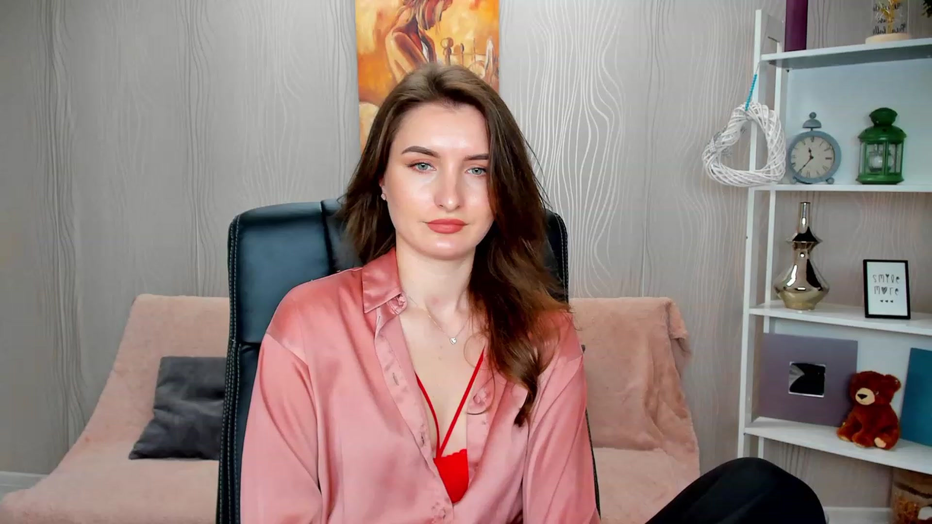 Gallery image thumbnail from EmilyRosier's myfreecams stream on, 02/14/2023, 15:16 image 5 of 20