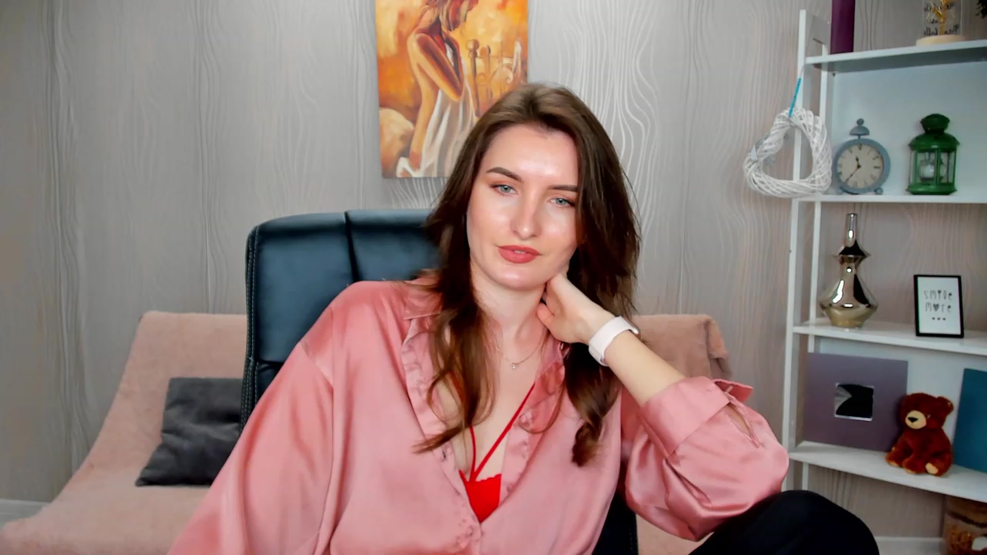 Gallery image thumbnail from EmilyRosier's myfreecams stream on, 02/14/2023, 15:16 image 3 of 20