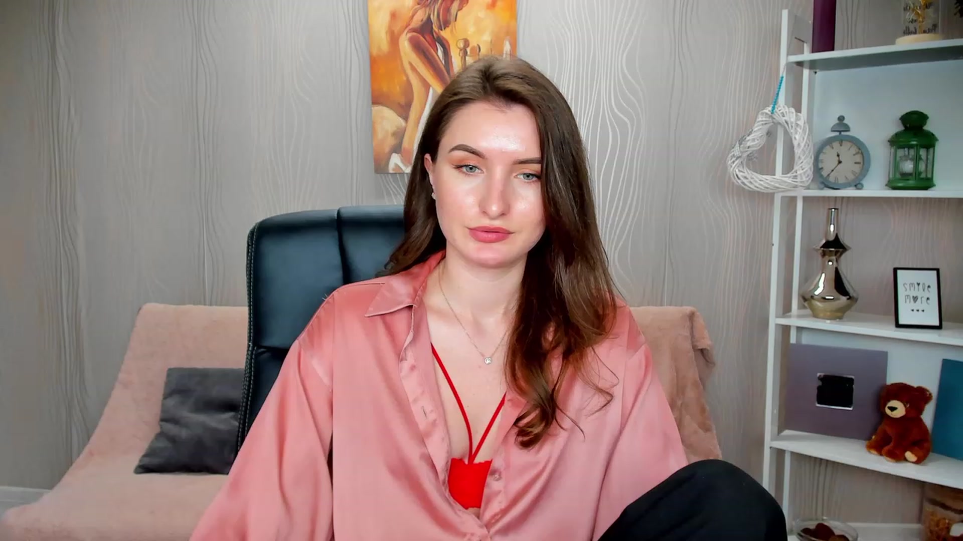 Gallery image thumbnail from EmilyRosier's myfreecams stream on, 02/14/2023, 16:30 image 15 of 20