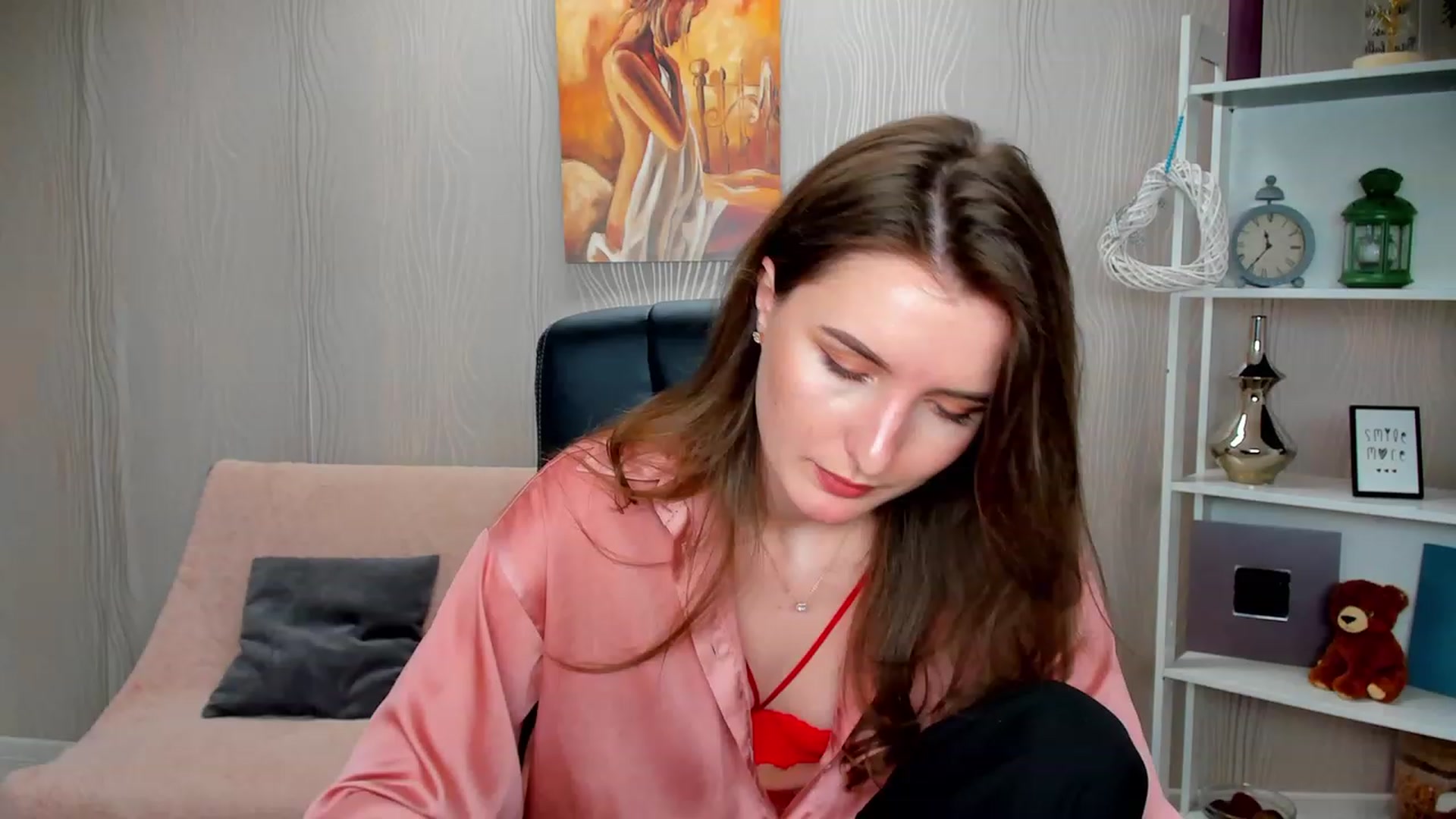 Gallery image thumbnail from EmilyRosier's myfreecams stream on, 02/14/2023, 16:30 image 3 of 20