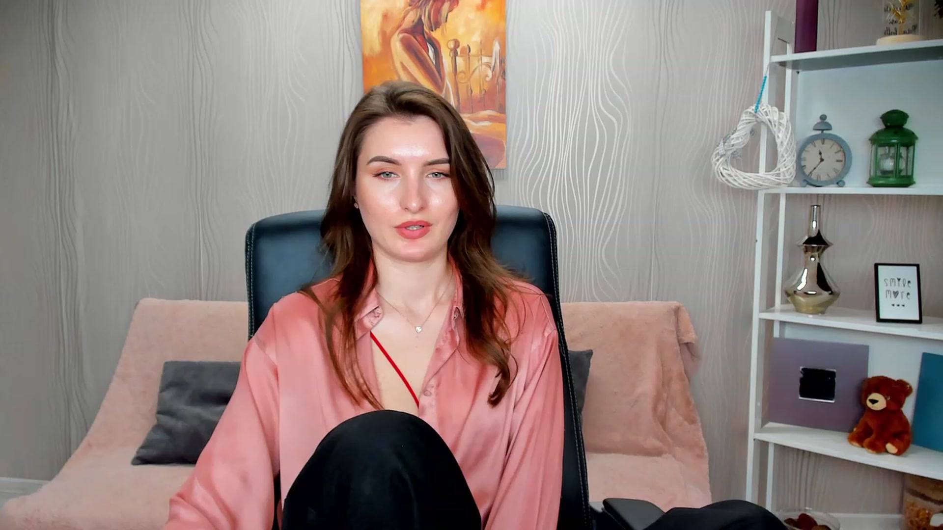 Gallery image thumbnail from EmilyRosier's myfreecams stream on, 02/14/2023, 17:24 image 19 of 20