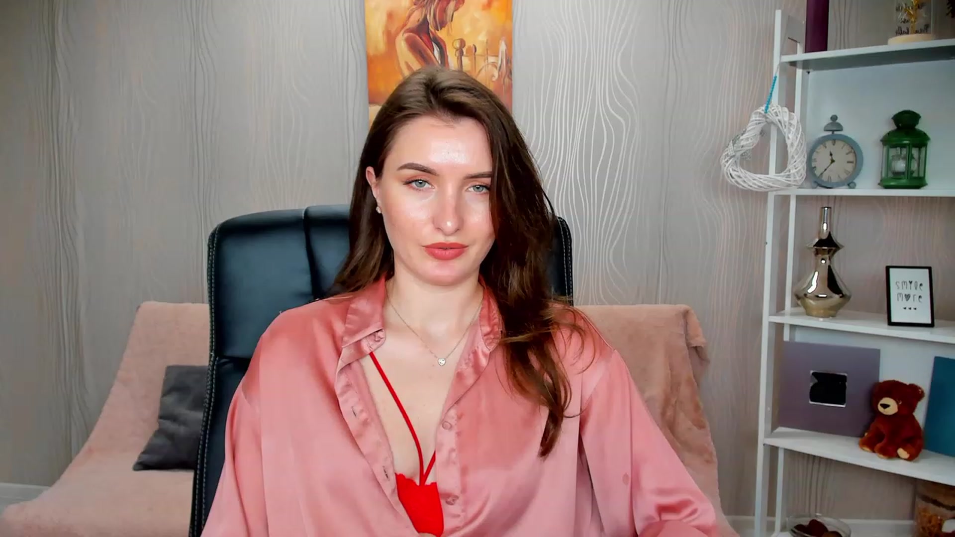 Gallery image thumbnail from EmilyRosier's myfreecams stream on, 02/14/2023, 17:24 image 11 of 20