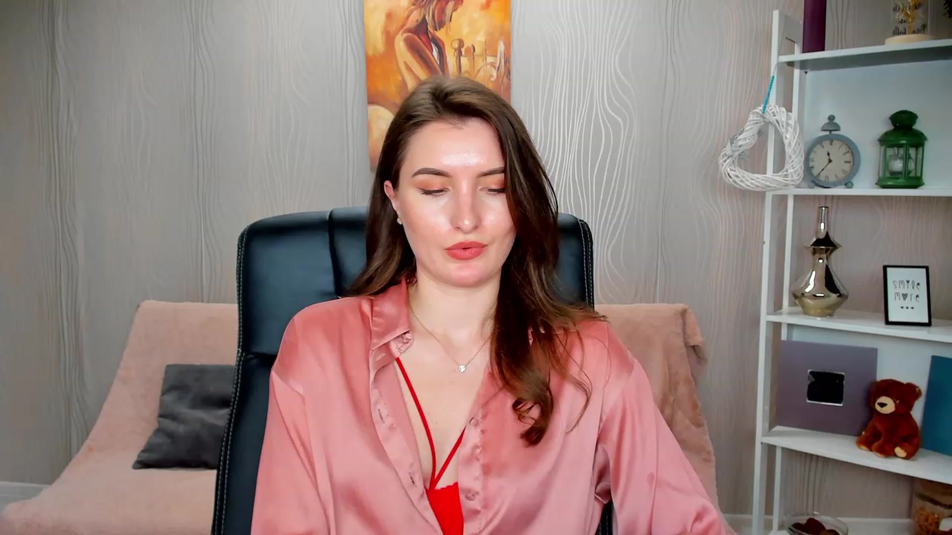 Gallery image thumbnail from EmilyRosier's myfreecams stream on, 02/14/2023, 17:24 image 4 of 20