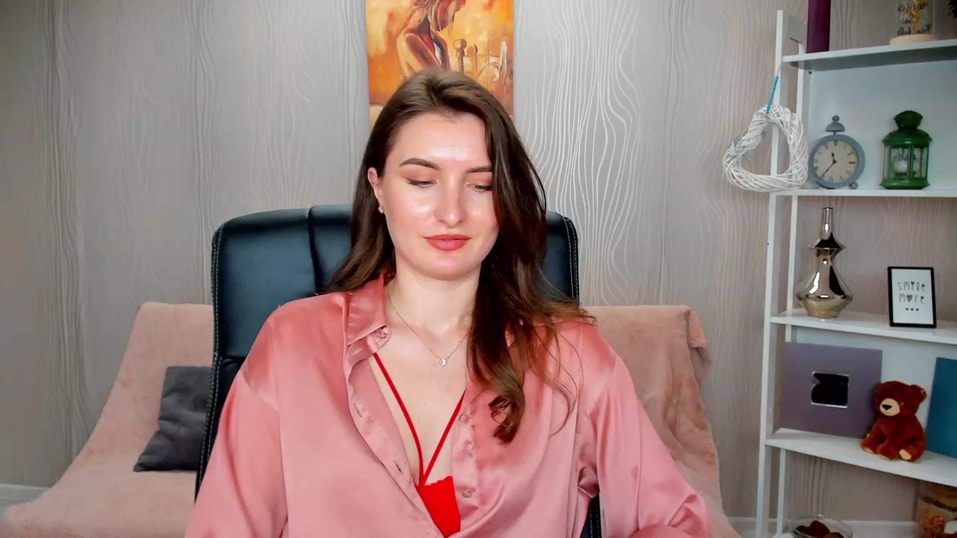 Gallery image thumbnail from EmilyRosier's myfreecams stream on, 02/14/2023, 17:24 image 2 of 20