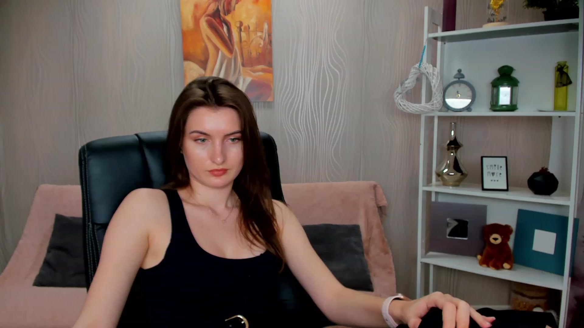 Gallery image thumbnail from EmilyRosier's myfreecams stream on, 02/17/2023, 17:21 image 9 of 20