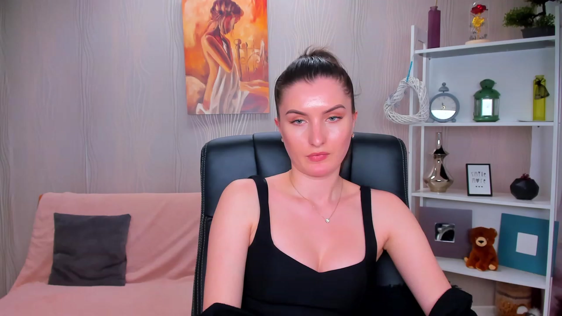 Gallery image thumbnail from EmilyRosier's myfreecams stream on, 02/19/2023, 20:23 image 20 of 20