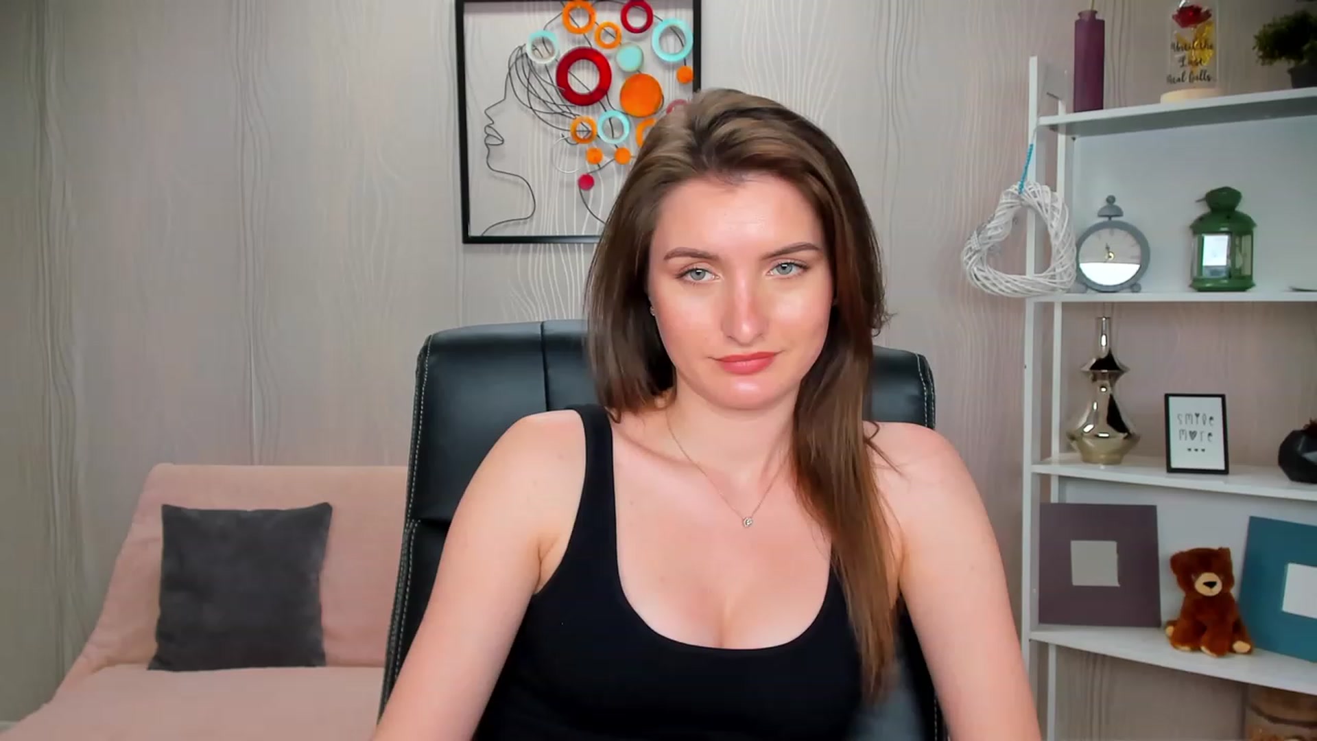 Gallery image thumbnail from EmilyRosier's myfreecams stream on, 02/28/2023, 16:54 image 3 of 20