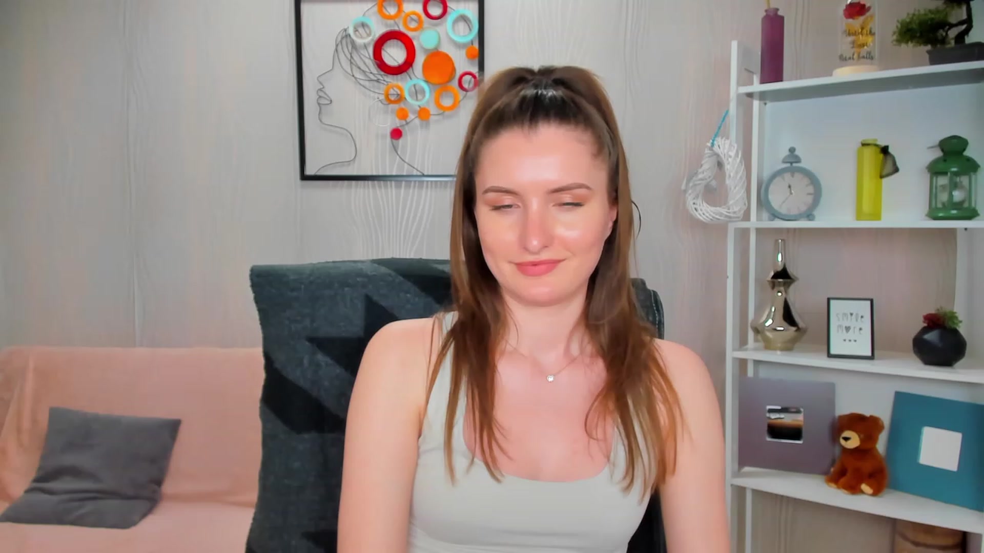Gallery image thumbnail from EmilyRosier's myfreecams stream on, 04/20/2023, 01:18 image 19 of 20