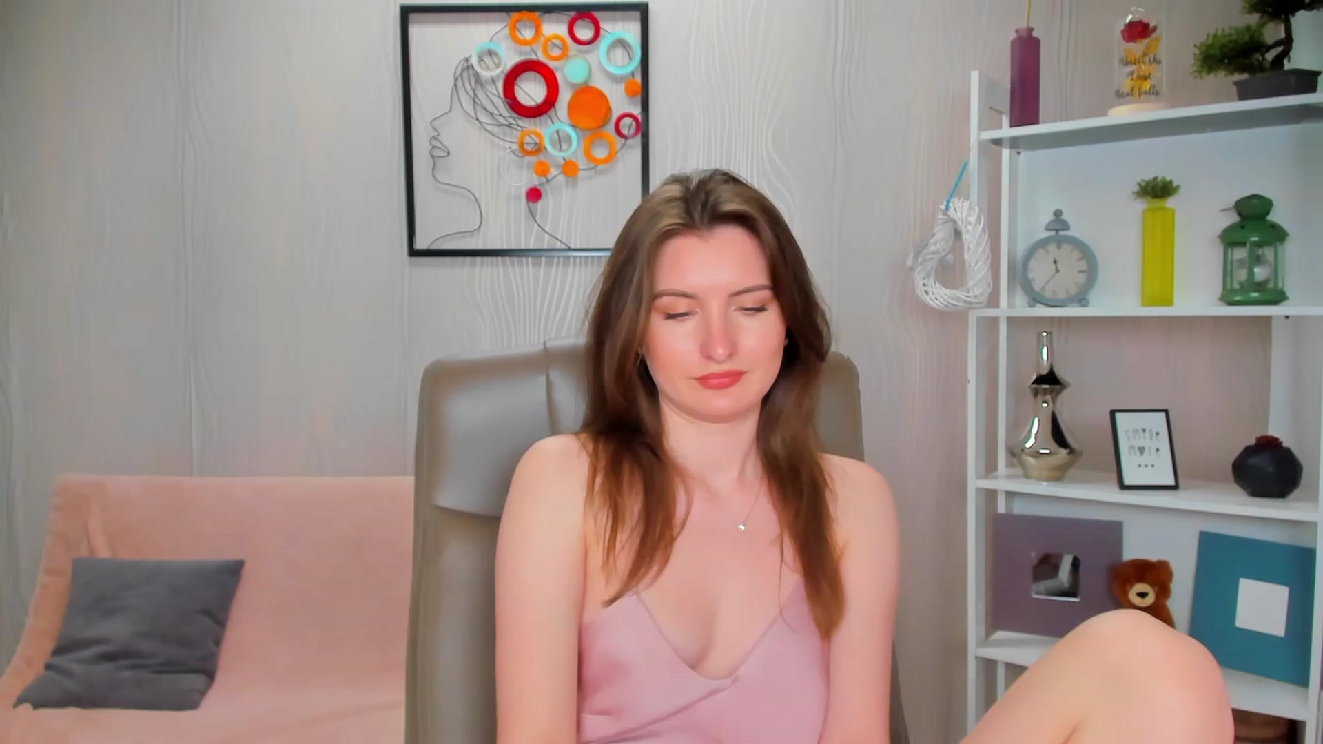 Gallery image thumbnail from EmilyRosier's myfreecams stream on, 04/25/2023, 21:36 image 4 of 20