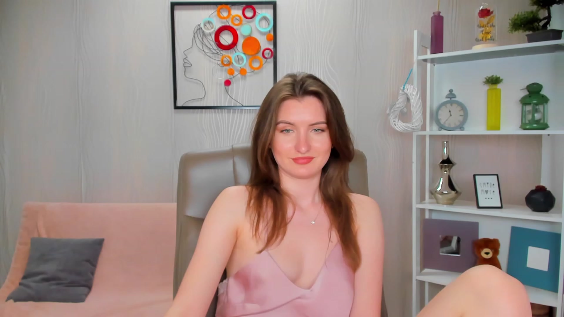 Gallery image thumbnail from EmilyRosier's myfreecams stream on, 04/25/2023, 21:36 image 5 of 20