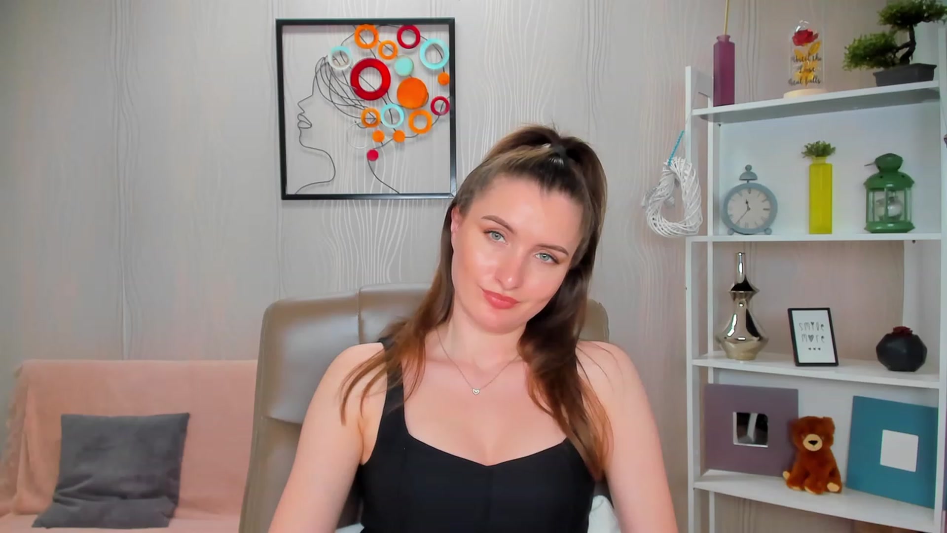 Gallery image thumbnail from EmilyRosier's myfreecams stream on, 04/27/2023, 02:39 image 16 of 20