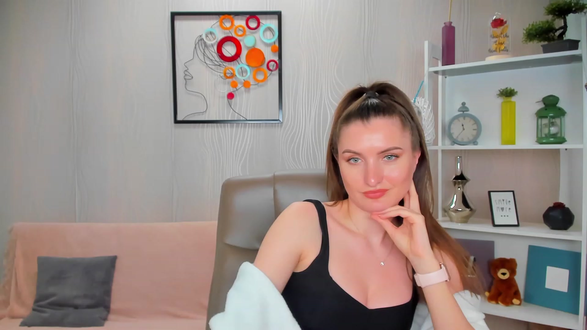 Gallery image thumbnail from EmilyRosier's myfreecams stream on, 04/27/2023, 02:39 image 9 of 20