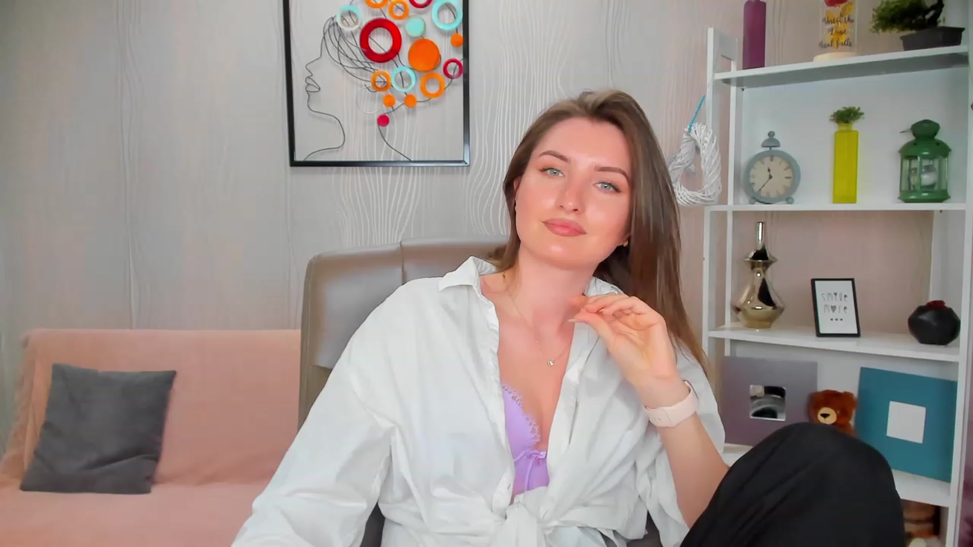 Gallery image thumbnail from EmilyRosier's myfreecams stream on, 04/27/2023, 21:48 image 12 of 20