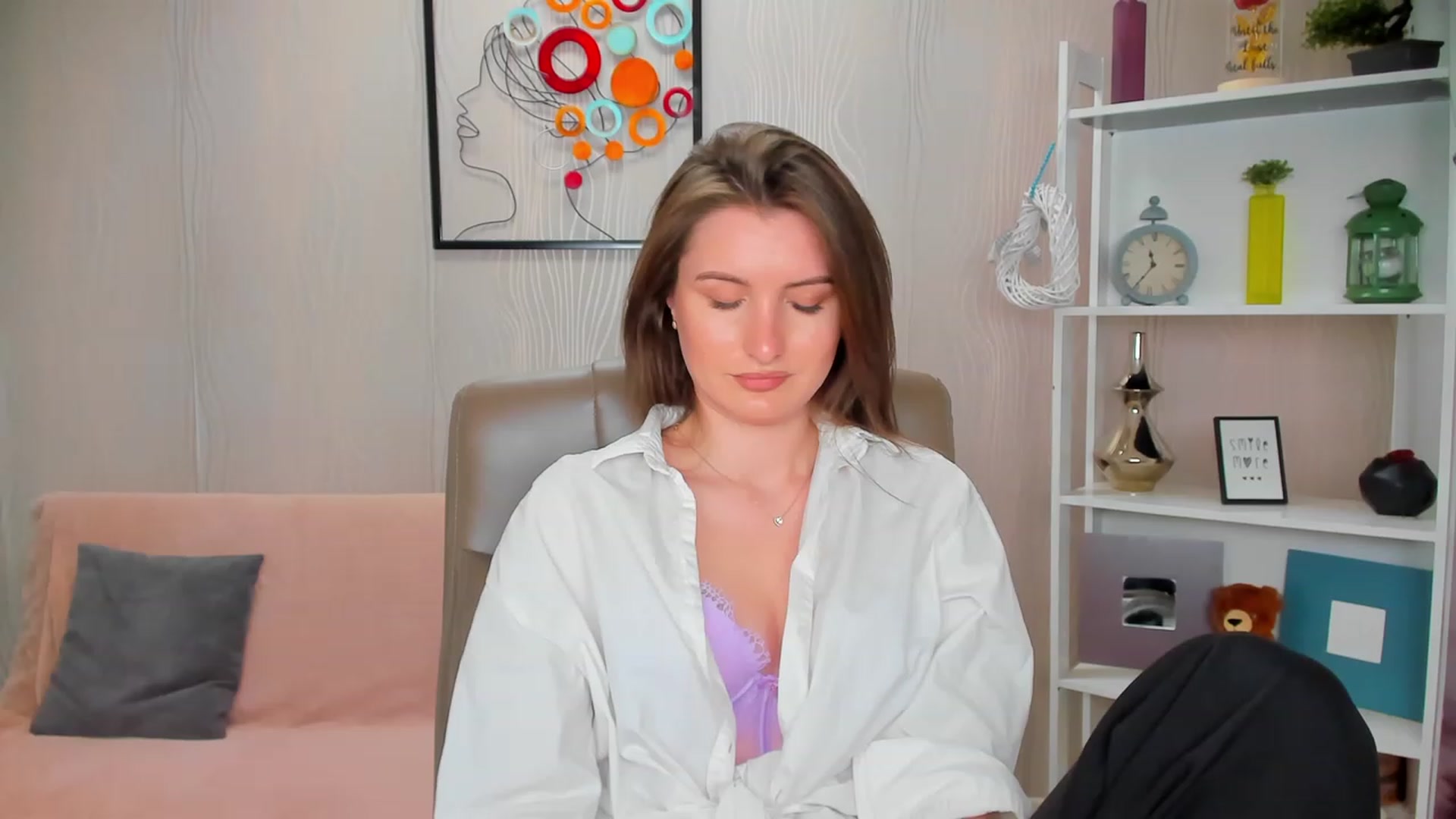 Gallery image thumbnail from EmilyRosier's myfreecams stream on, 04/27/2023, 21:48 image 1 of 20