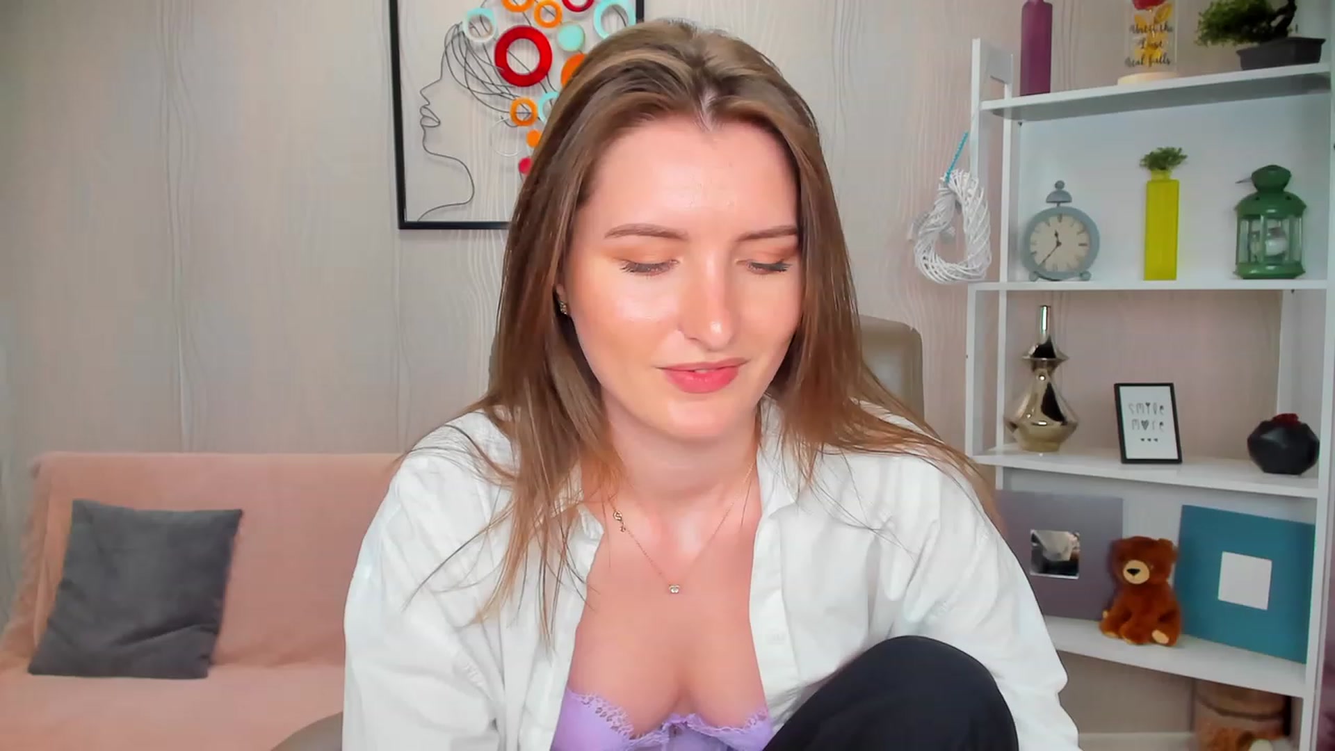 Gallery image thumbnail from EmilyRosier's myfreecams stream on, 04/27/2023, 23:44 image 11 of 20