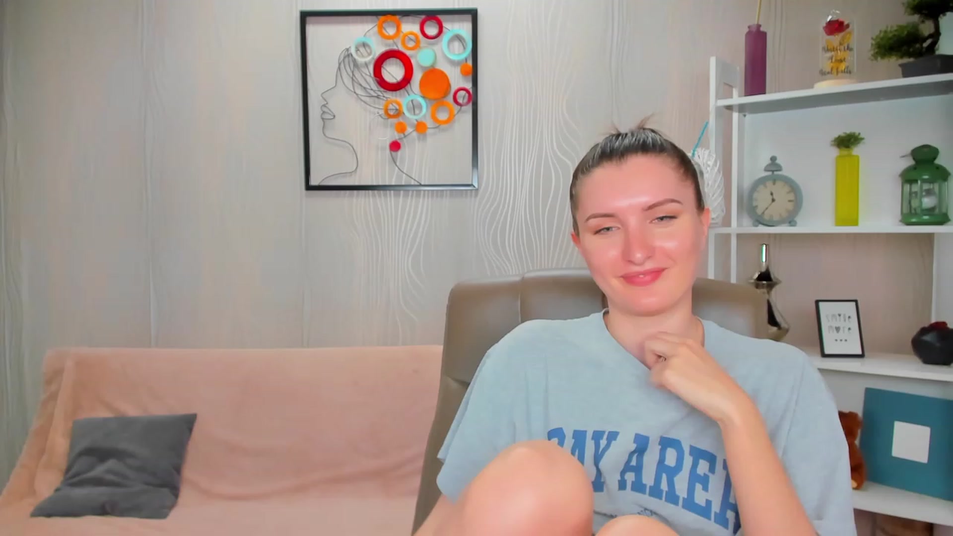 Gallery image thumbnail from EmilyRosier's myfreecams stream on, 04/30/2023, 02:23 image 10 of 20