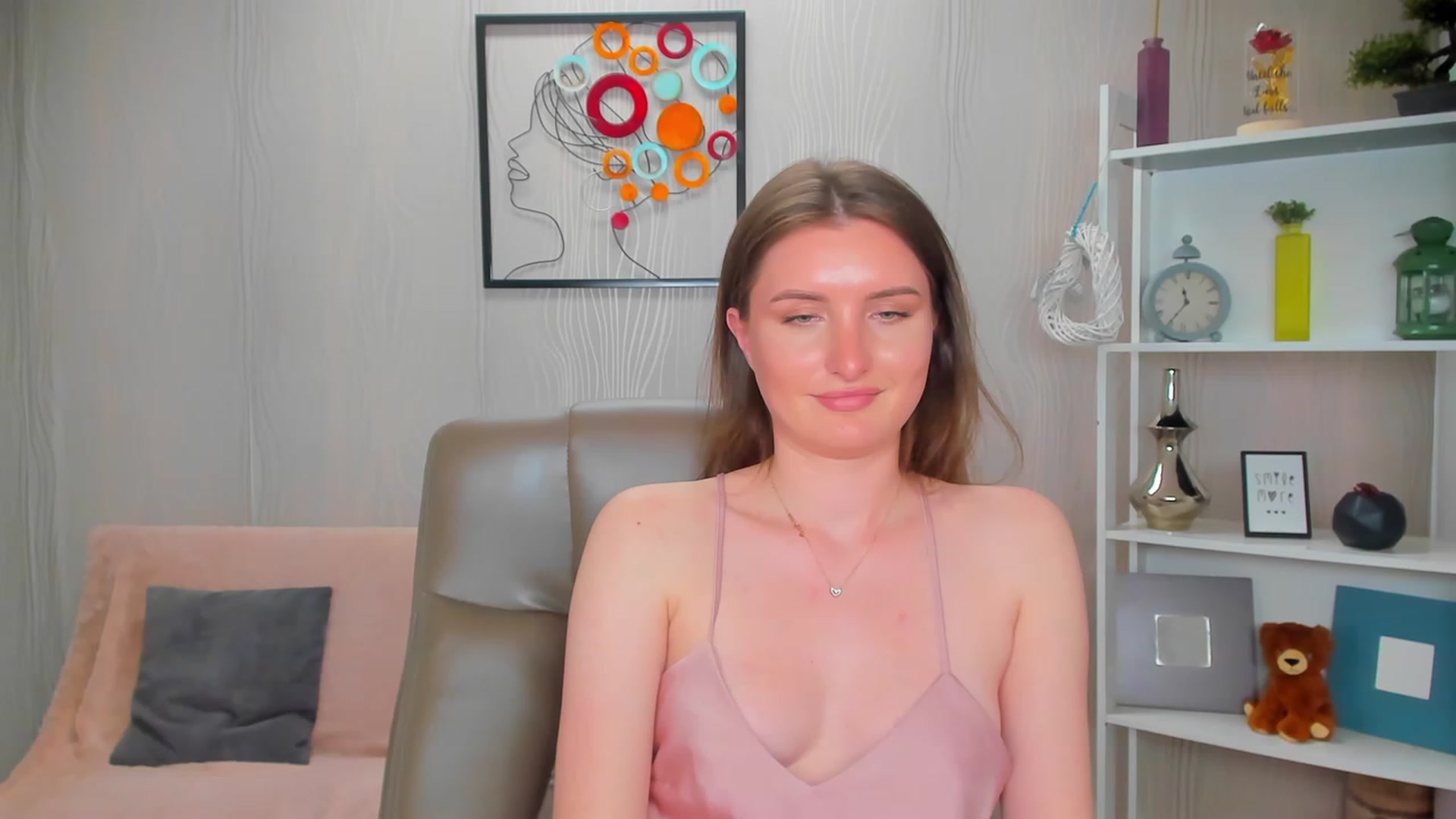 Gallery image thumbnail from EmilyRosier's myfreecams stream on, 05/19/2023, 21:37 image 8 of 20