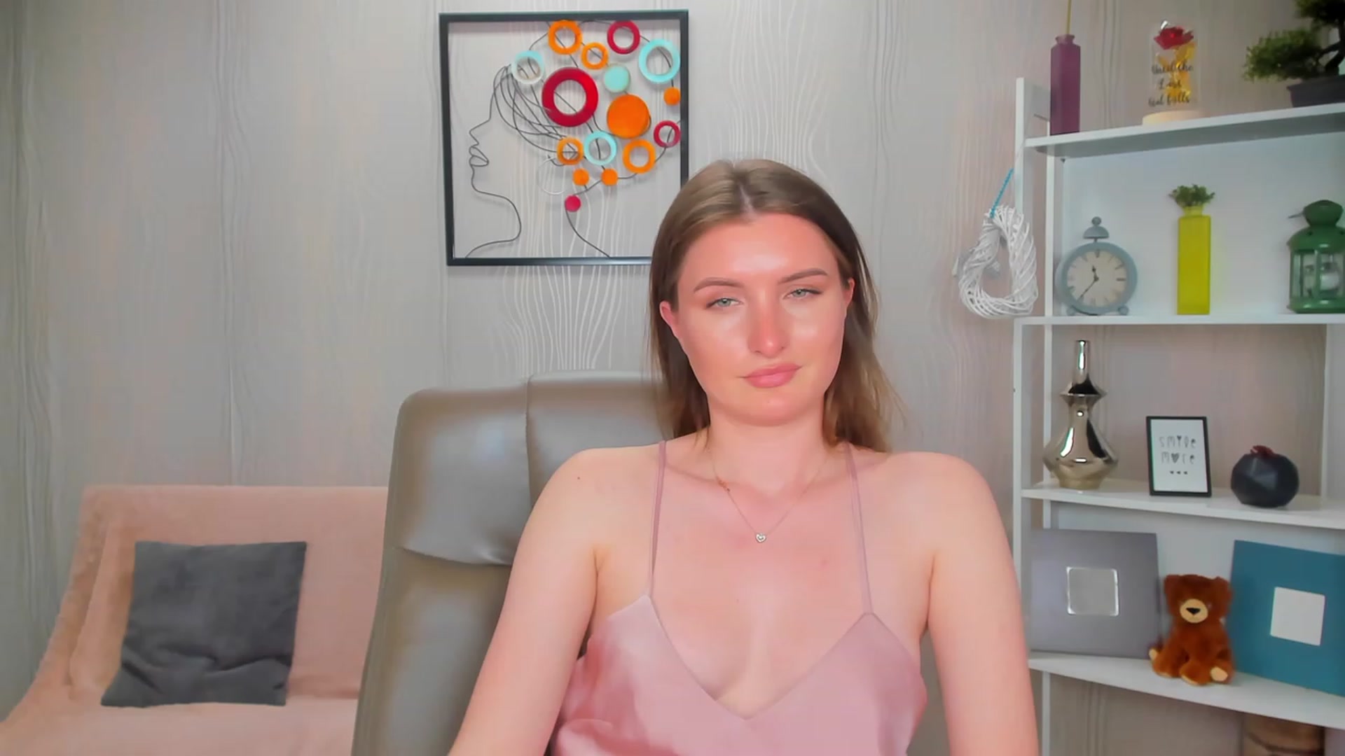 Gallery image thumbnail from EmilyRosier's myfreecams stream on, 05/19/2023, 21:37 image 12 of 20