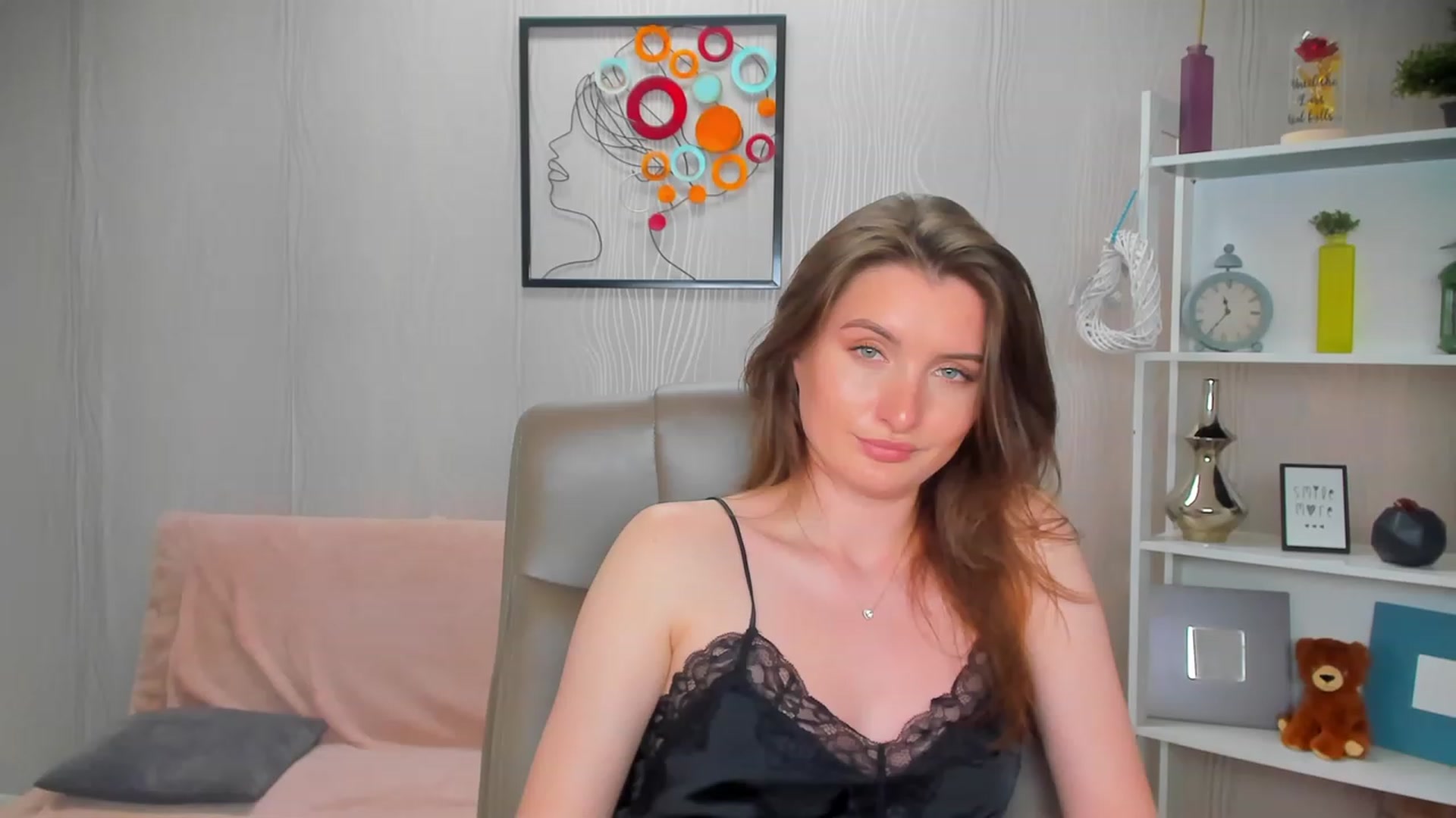 Gallery image thumbnail from EmilyRosier's myfreecams stream on, 05/21/2023, 23:52 image 16 of 20