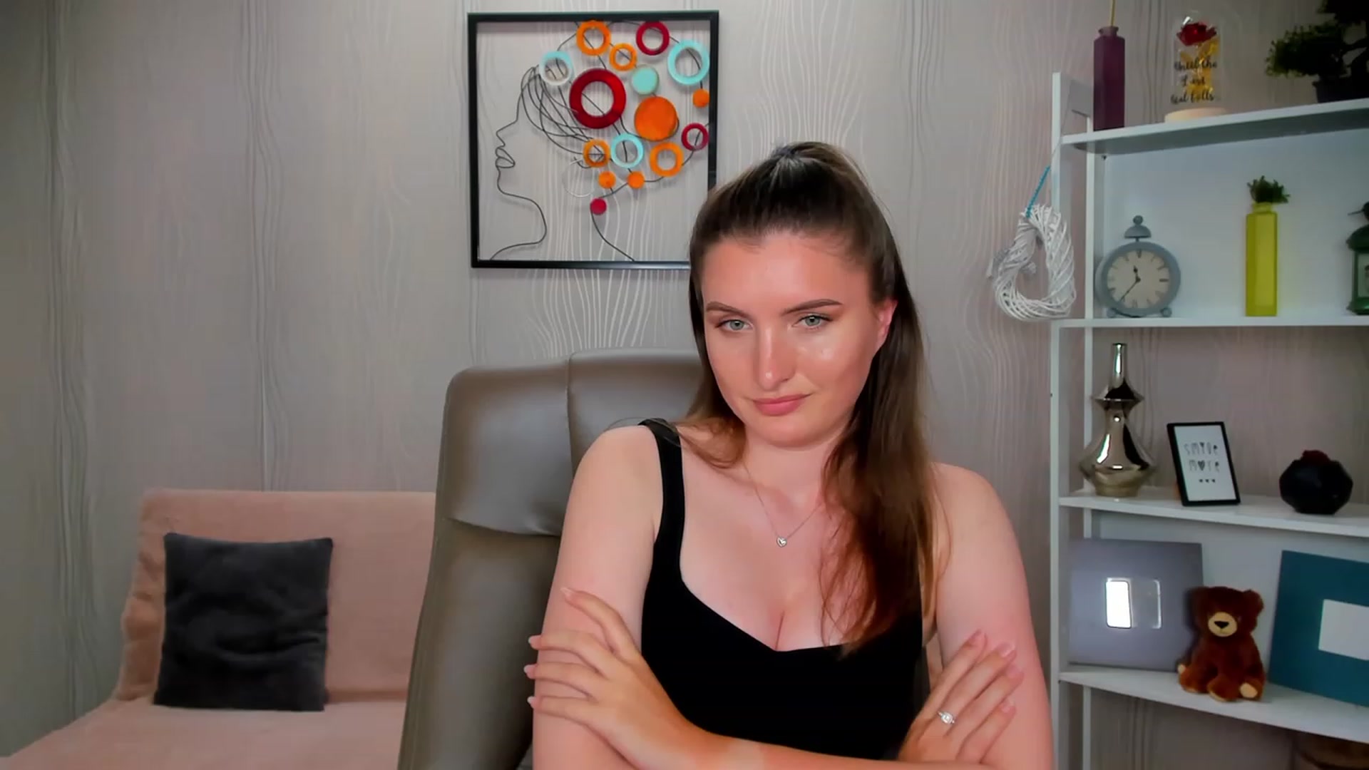 Gallery image thumbnail from EmilyRosier's myfreecams stream on, 05/25/2023, 23:40 image 9 of 20