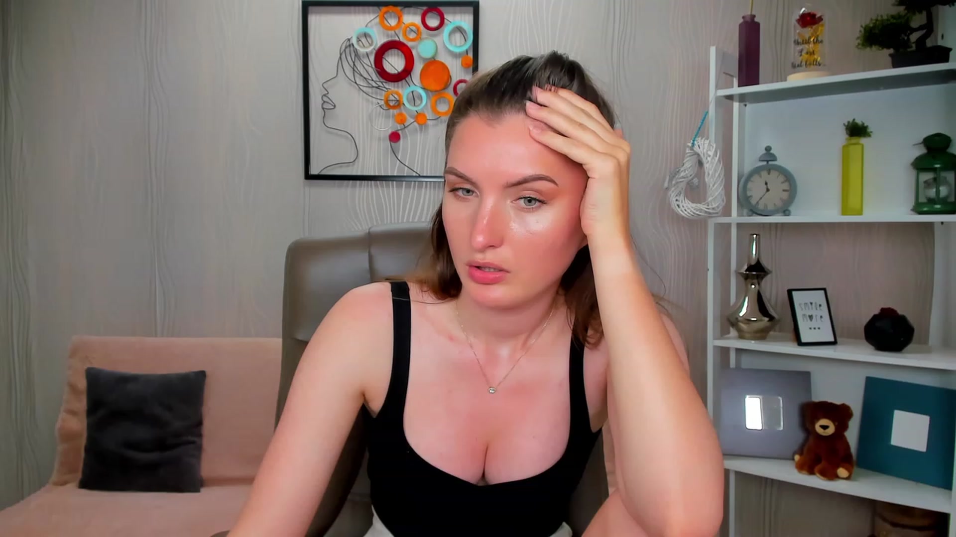 Gallery image thumbnail from EmilyRosier's myfreecams stream on, 05/26/2023, 24:48 image 1 of 20