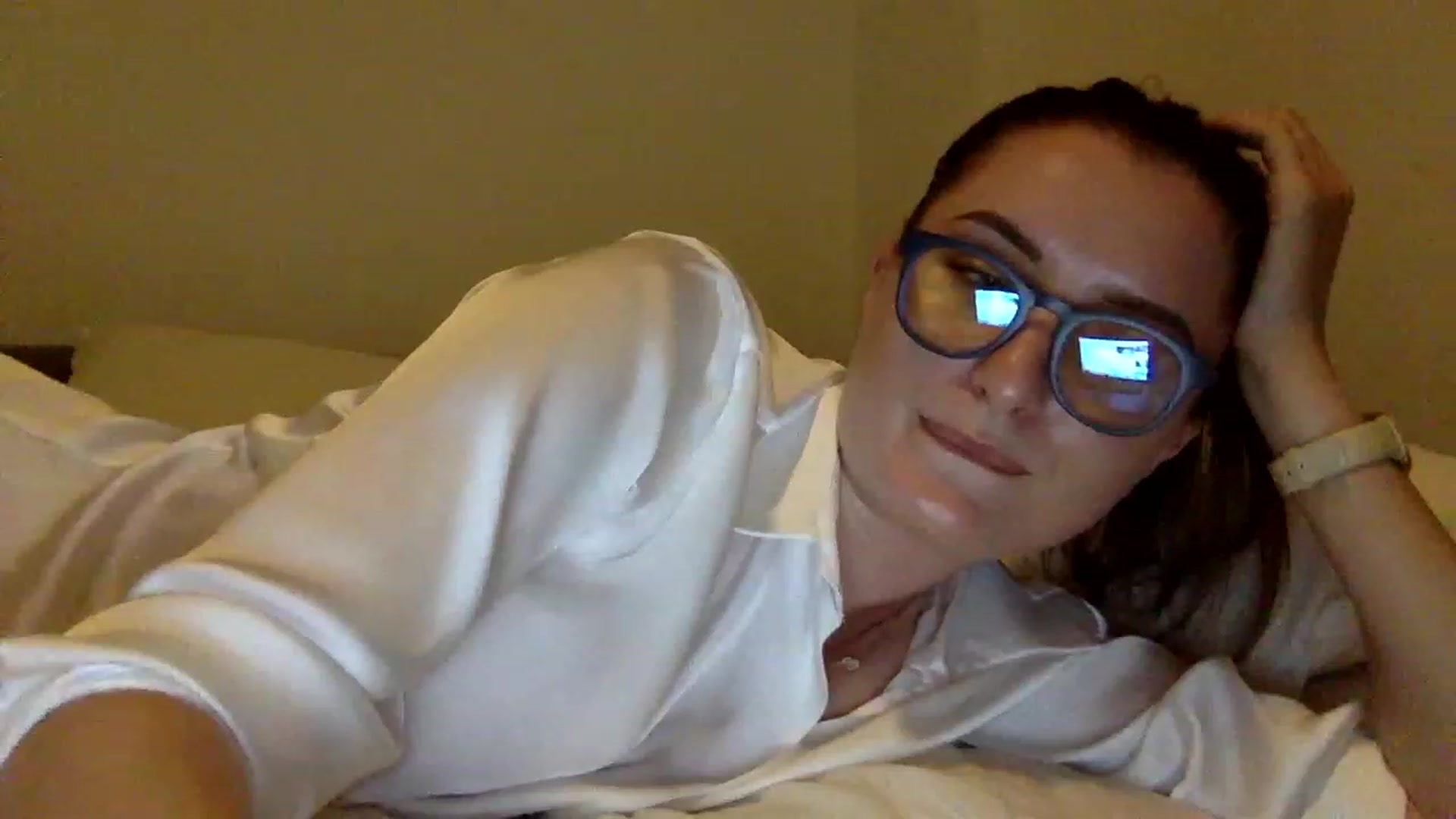 Gallery image thumbnail from EmilyRosier's myfreecams stream on, 06/07/2023, 18:31 image 6 of 20
