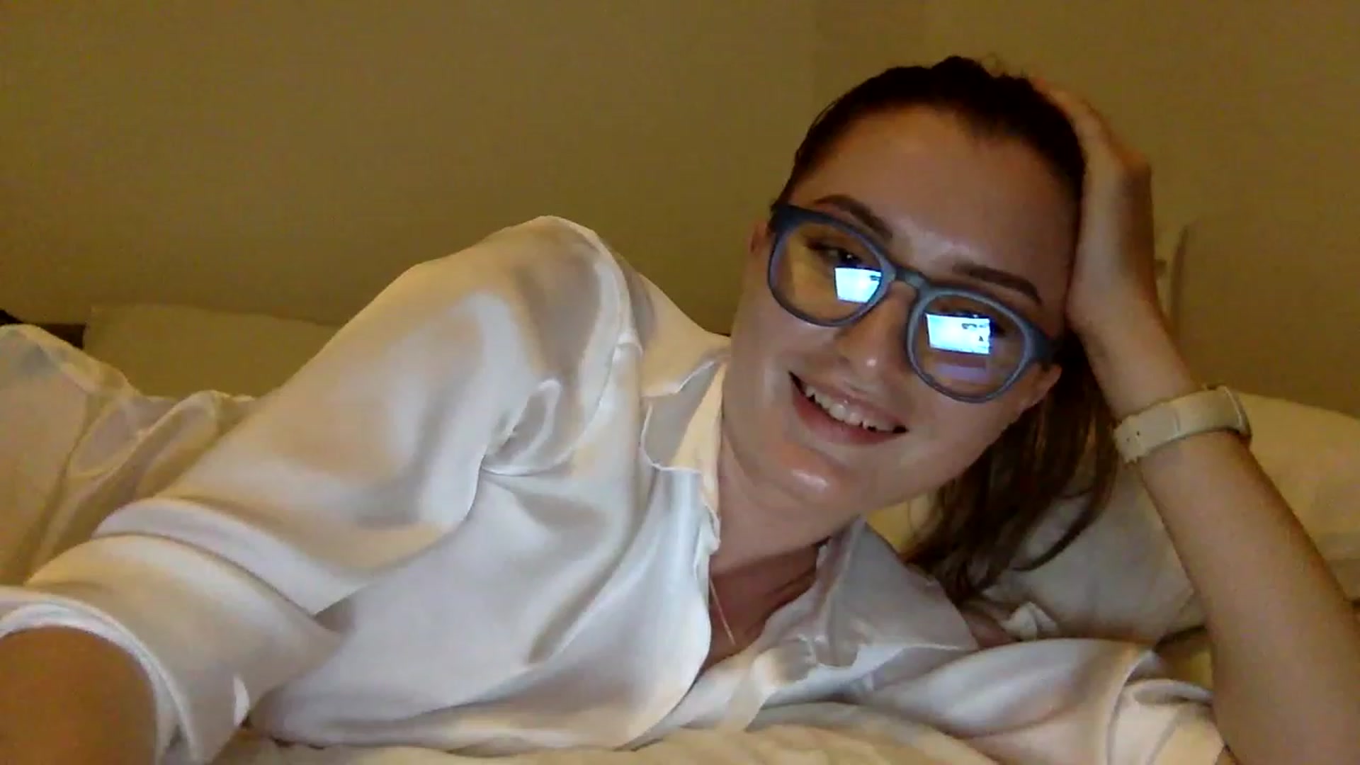 Gallery image thumbnail from EmilyRosier's myfreecams stream on, 06/07/2023, 18:31 image 14 of 20