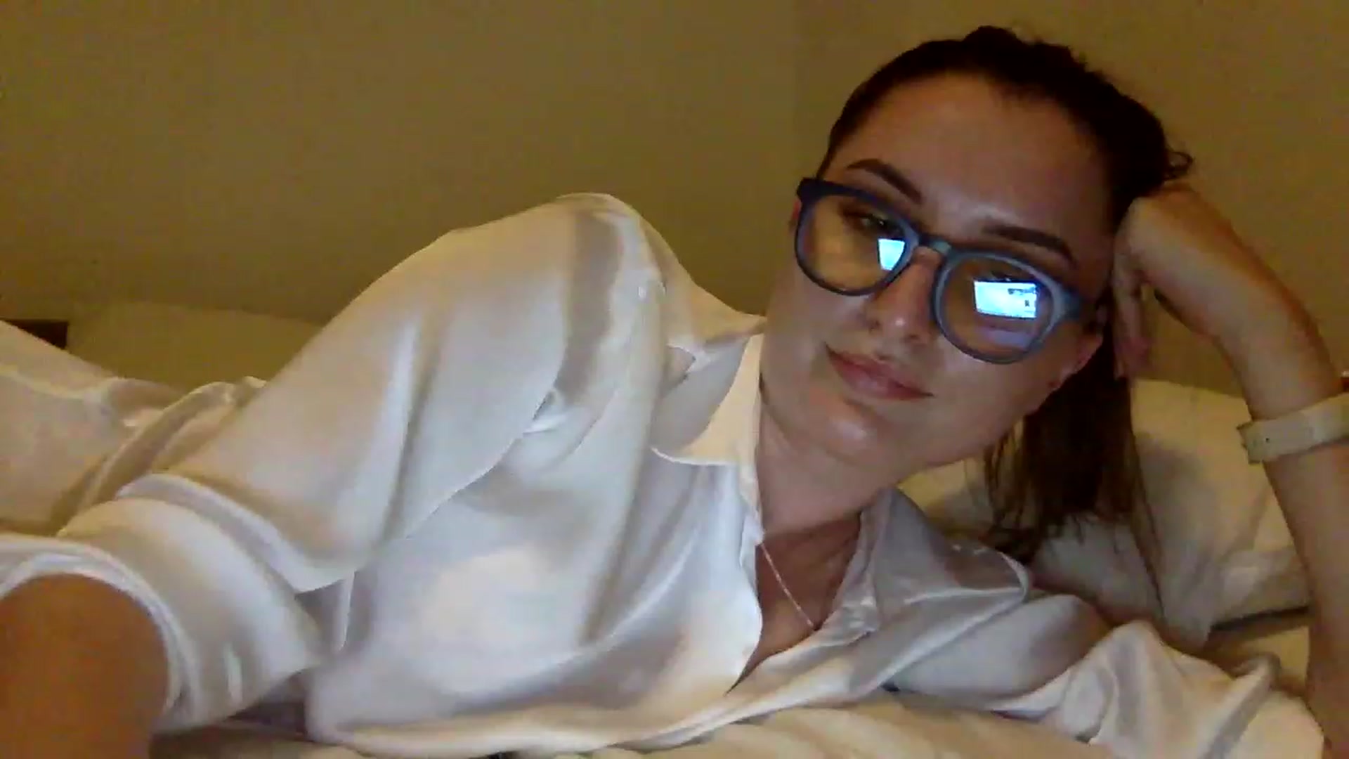 Gallery image thumbnail from EmilyRosier's myfreecams stream on, 06/07/2023, 18:31 image 10 of 20