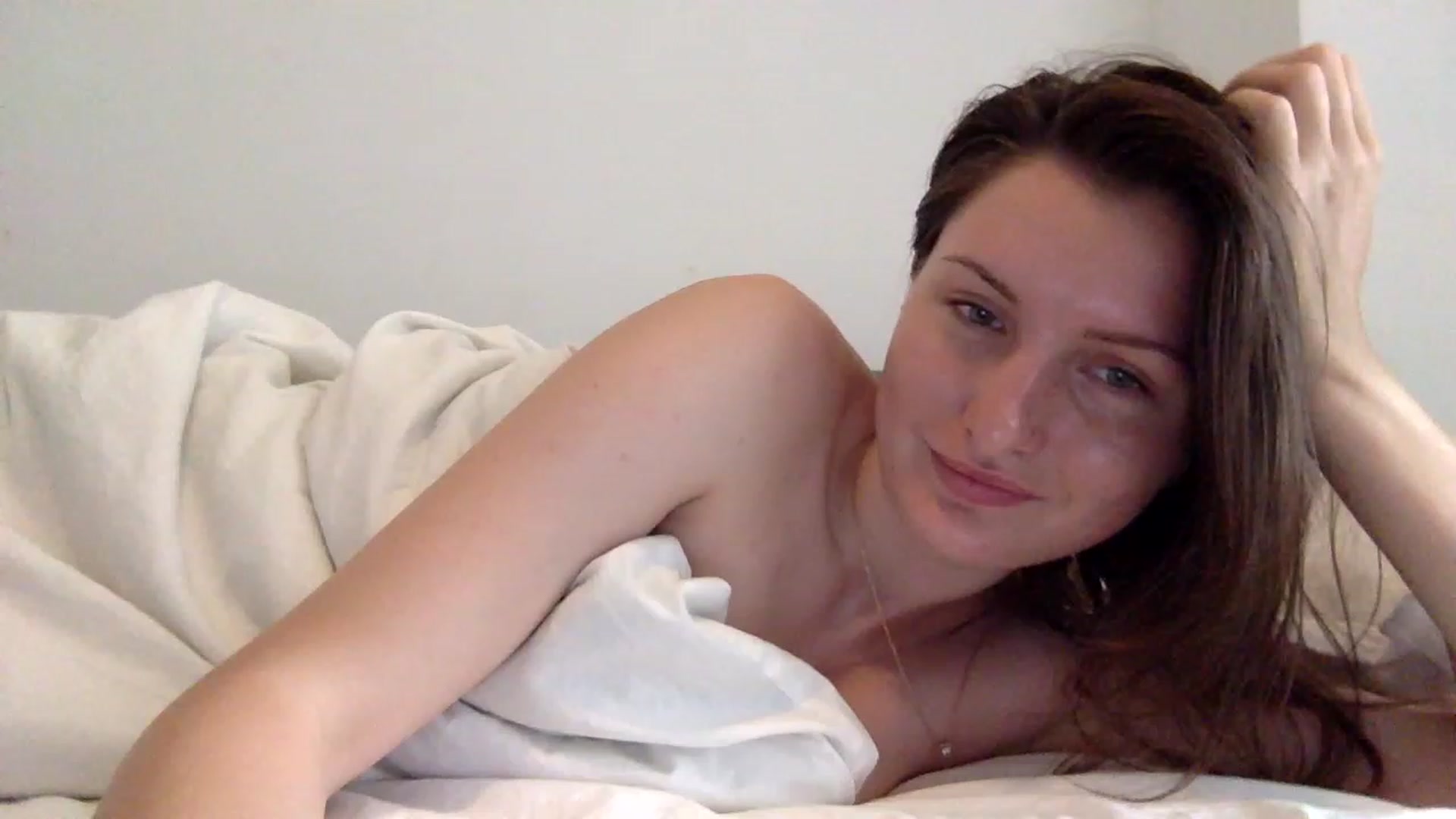 Gallery image thumbnail from EmilyRosier's myfreecams stream on, 06/13/2023, 13:03 image 11 of 20