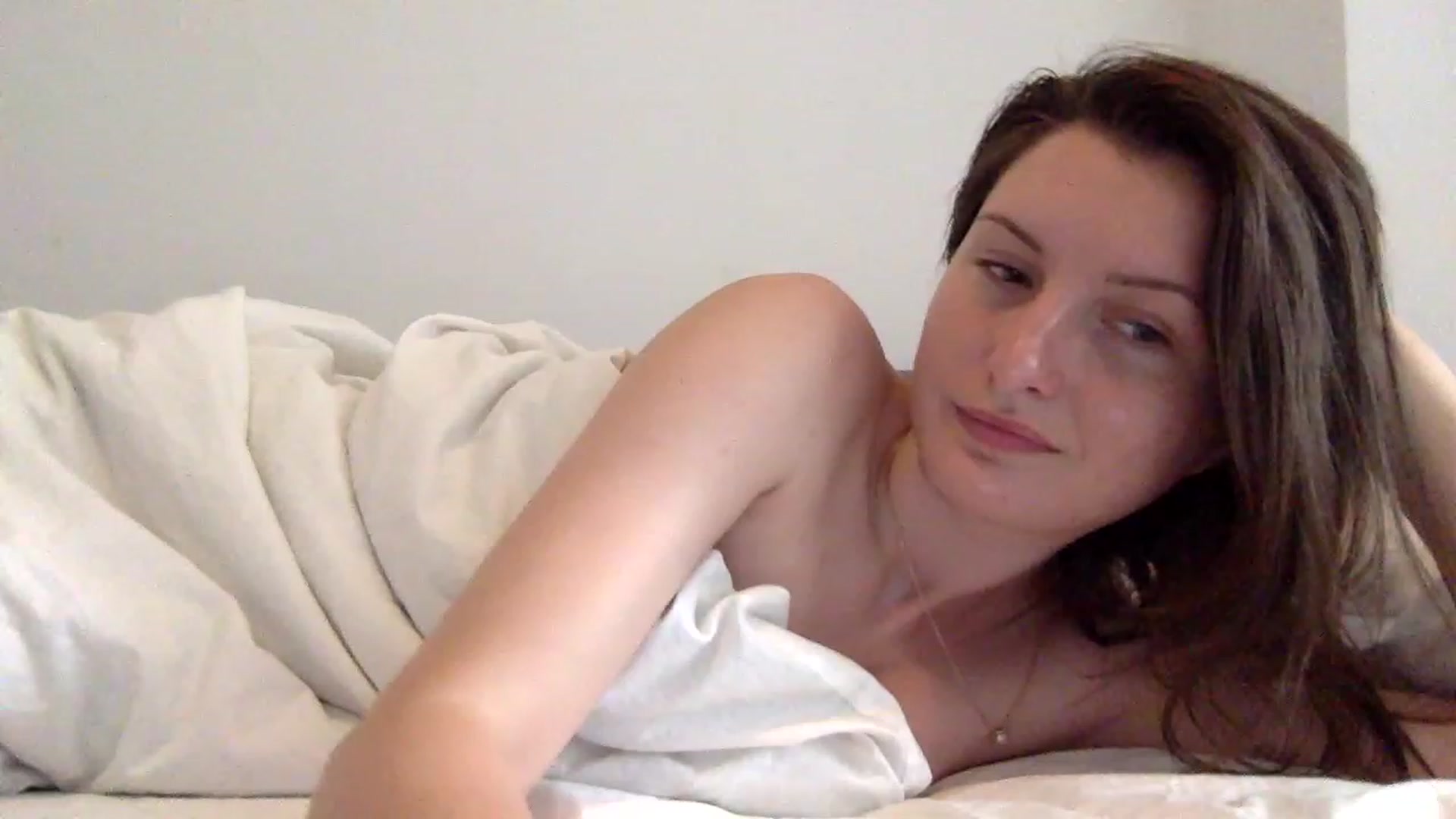 Gallery image thumbnail from EmilyRosier's myfreecams stream on, 06/13/2023, 13:03 image 2 of 20