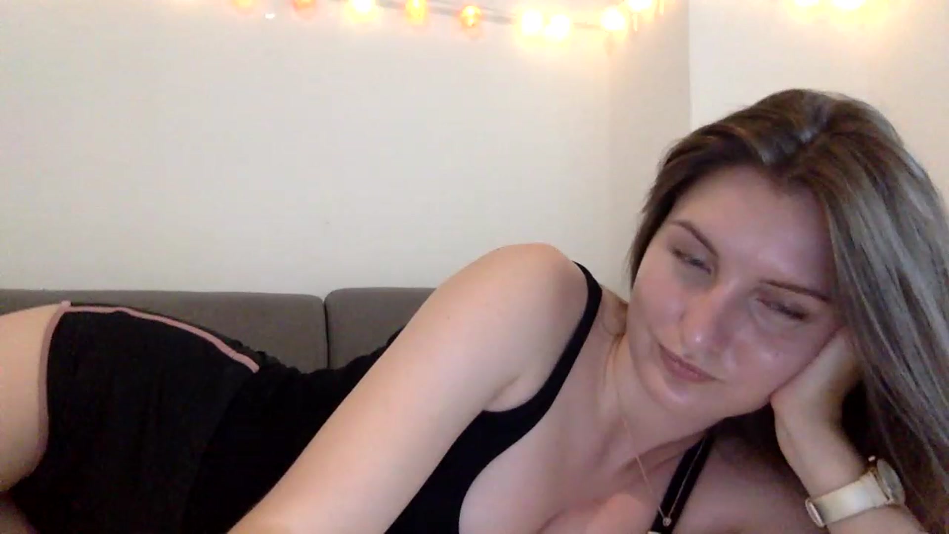 Gallery image thumbnail from EmilyRosier's myfreecams stream on, 06/14/2023, 16:23 image 15 of 20