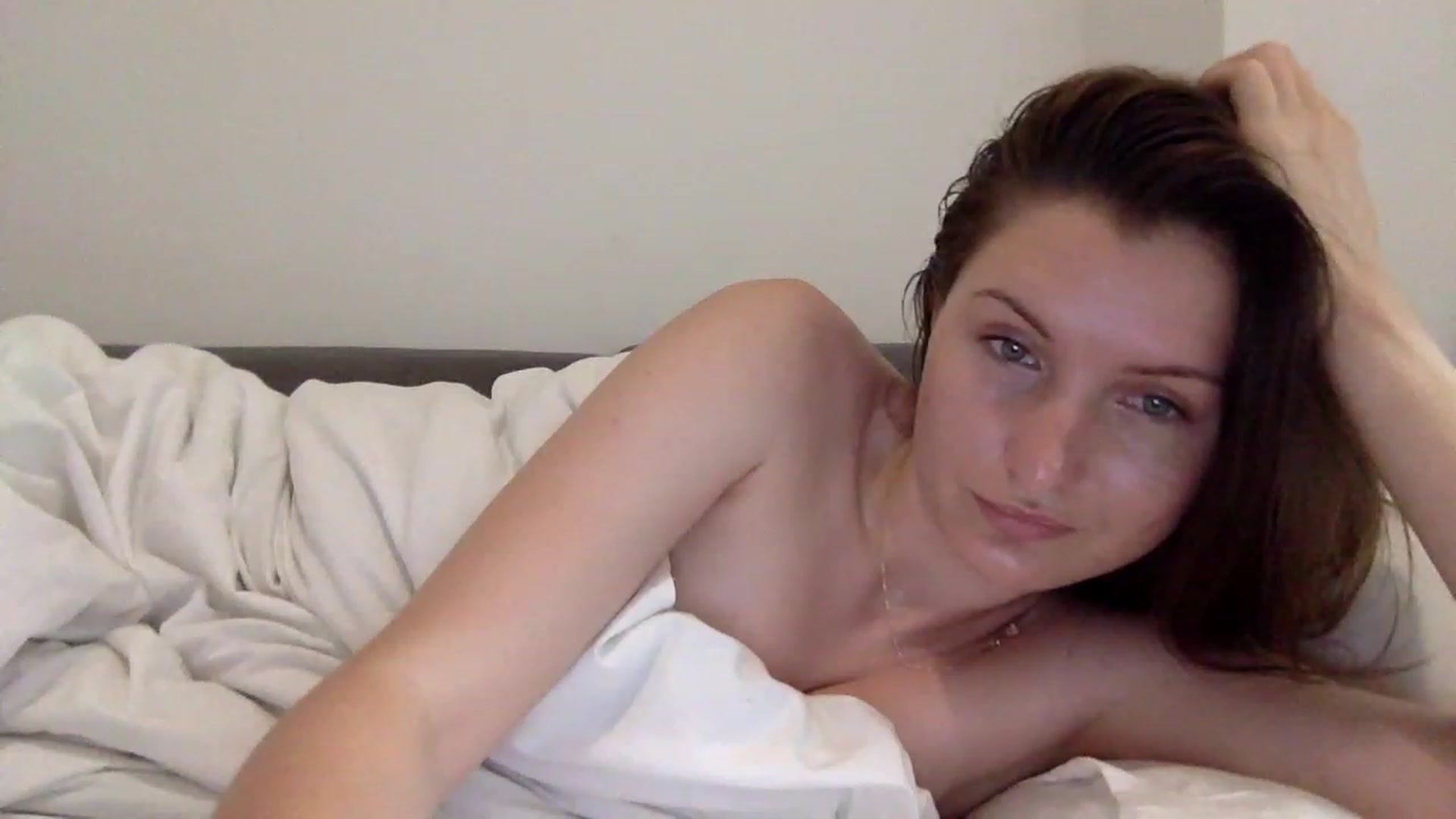 Gallery image thumbnail from EmilyRosier's myfreecams stream on, 06/16/2023, 12:59 image 5 of 20