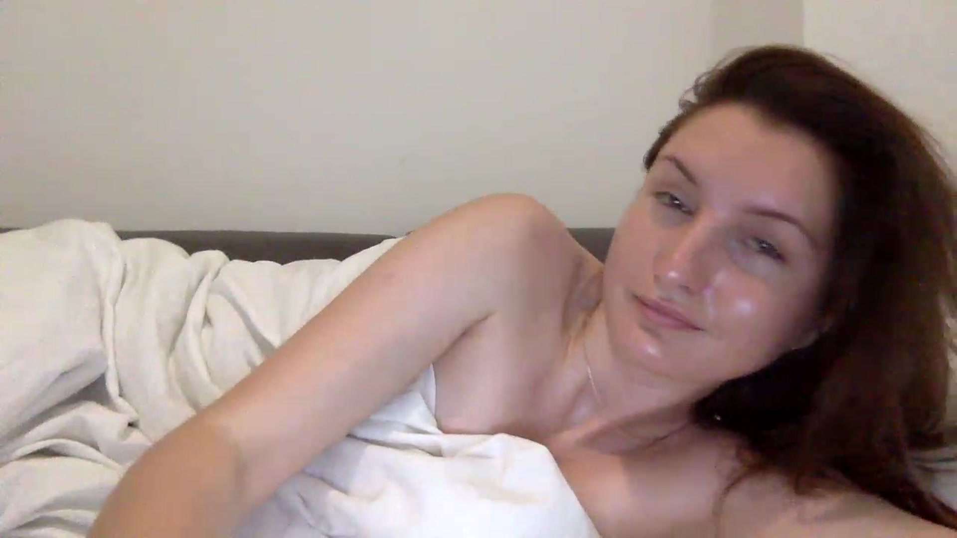 Gallery image thumbnail from EmilyRosier's myfreecams stream on, 06/16/2023, 12:59 image 17 of 20