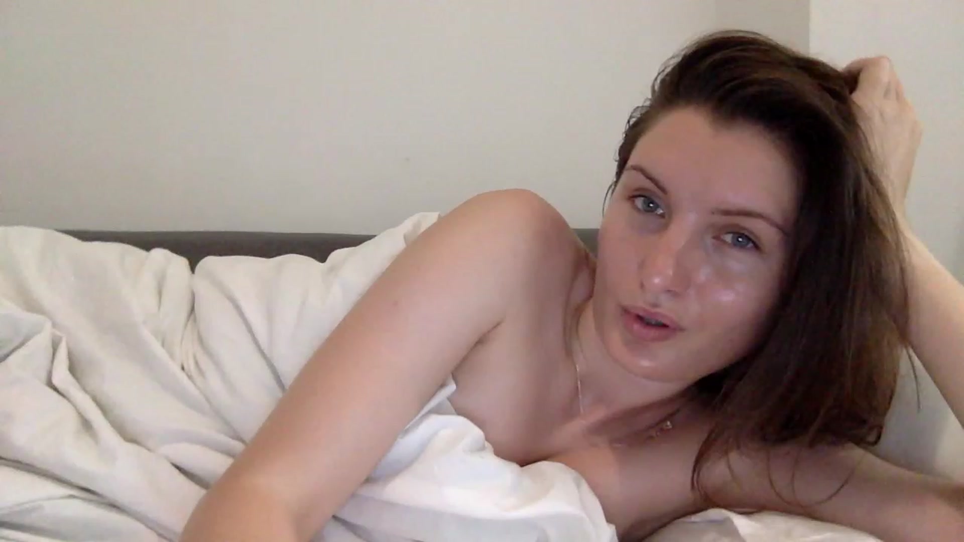 Gallery image thumbnail from EmilyRosier's myfreecams stream on, 06/16/2023, 12:59 image 6 of 20