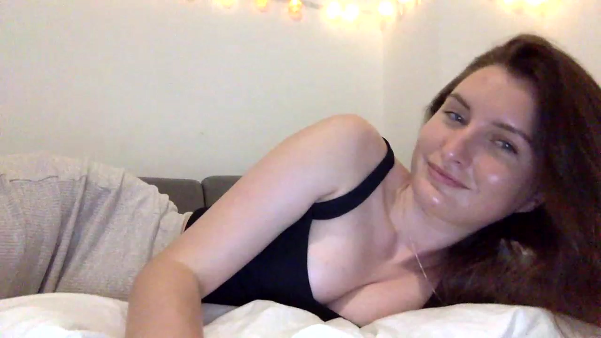 Gallery image thumbnail from EmilyRosier's myfreecams stream on, 06/17/2023, 21:51 image 3 of 20