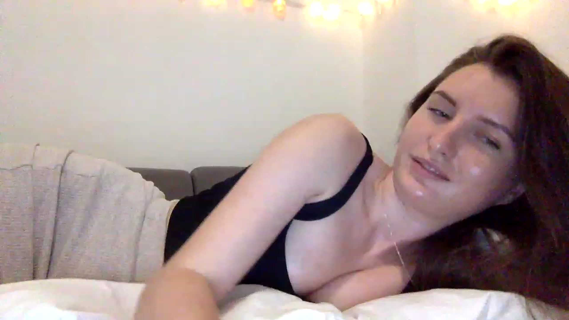 Gallery image thumbnail from EmilyRosier's myfreecams stream on, 06/17/2023, 21:51 image 4 of 20