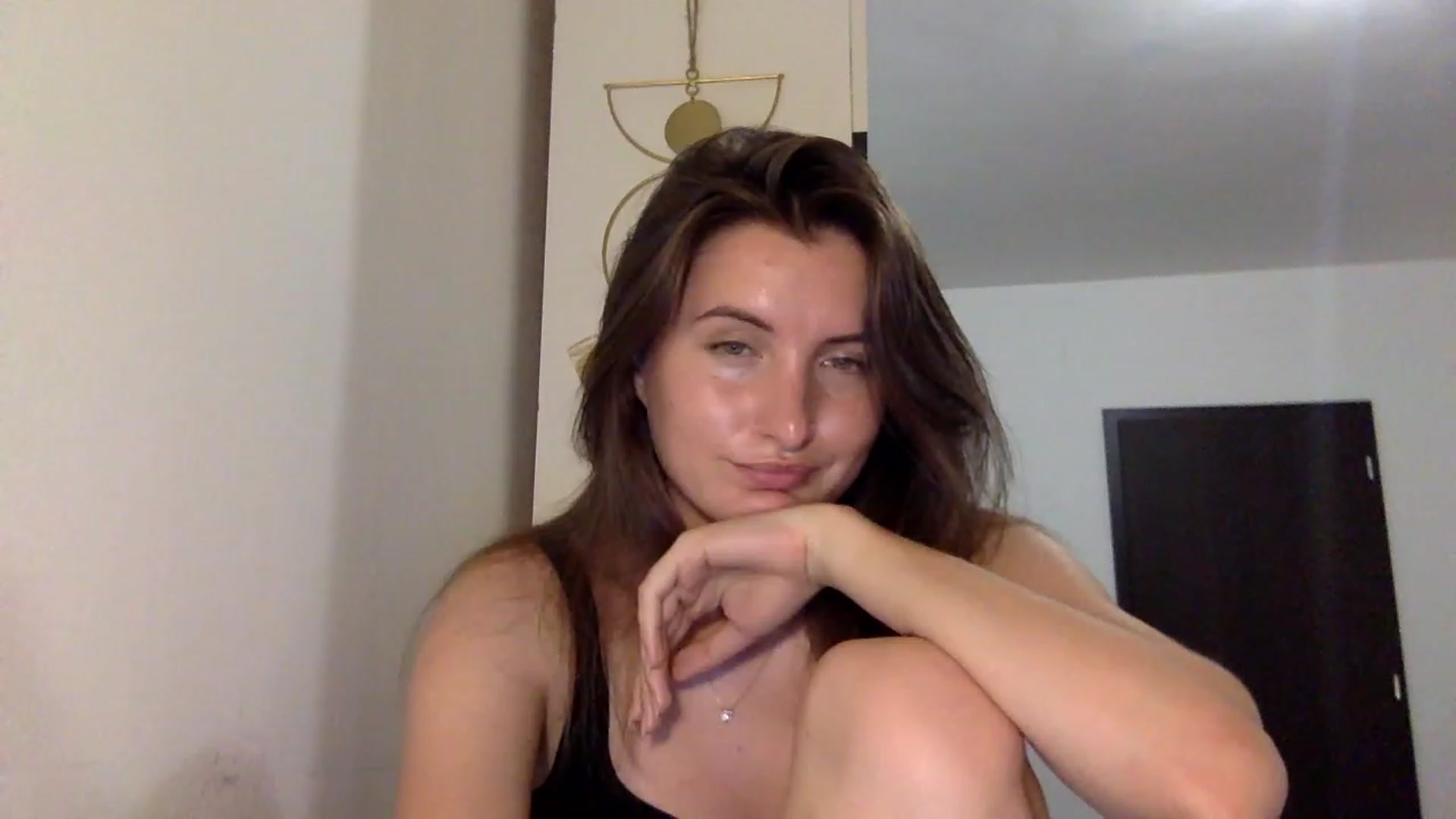 Gallery image thumbnail from EmilyRosier's myfreecams stream on, 06/17/2023, 23:31 image 8 of 20