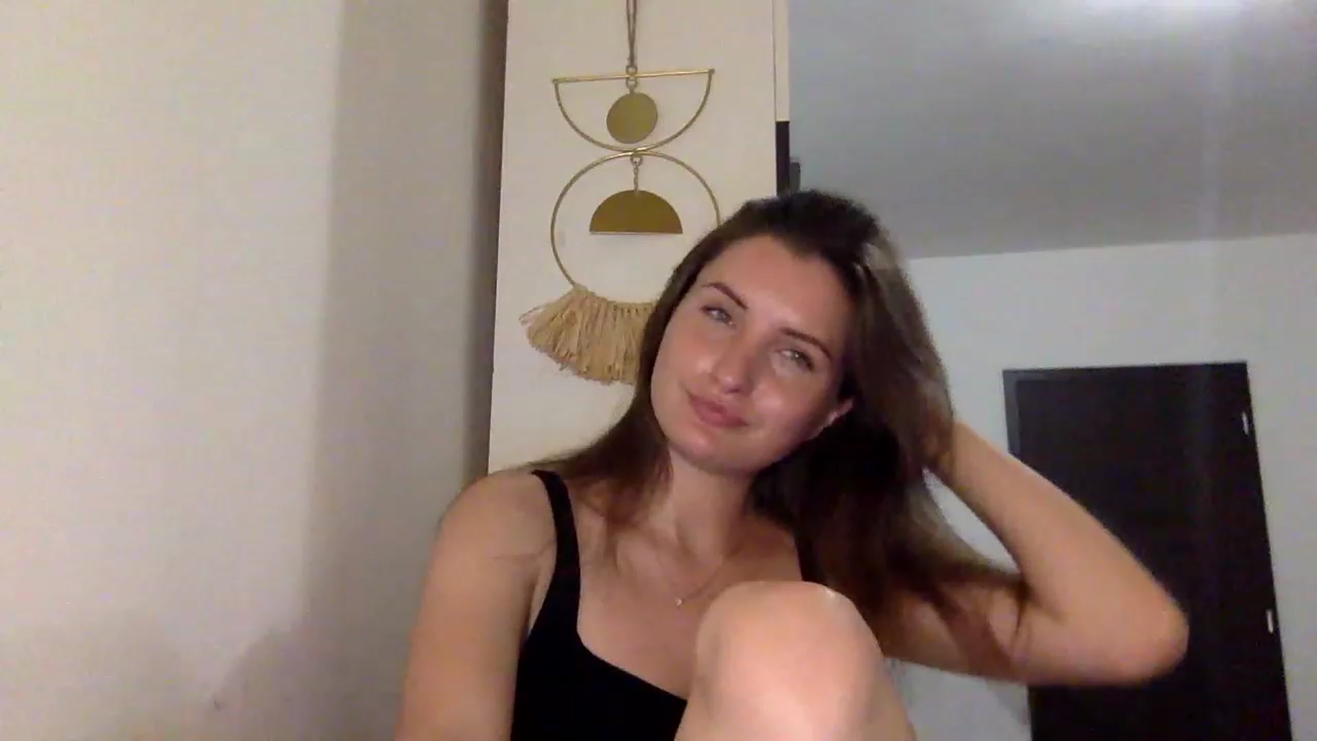 Gallery image thumbnail from EmilyRosier's myfreecams stream on, 06/17/2023, 23:31 image 7 of 20