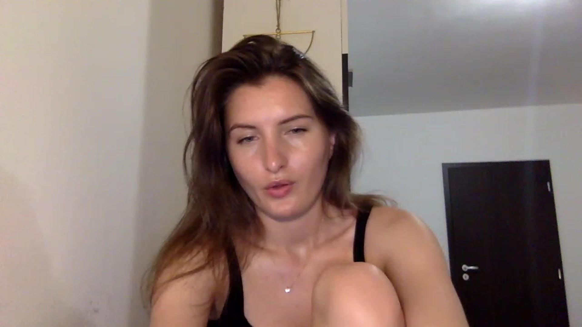 Gallery image thumbnail from EmilyRosier's myfreecams stream on, 06/17/2023, 23:31 image 6 of 20