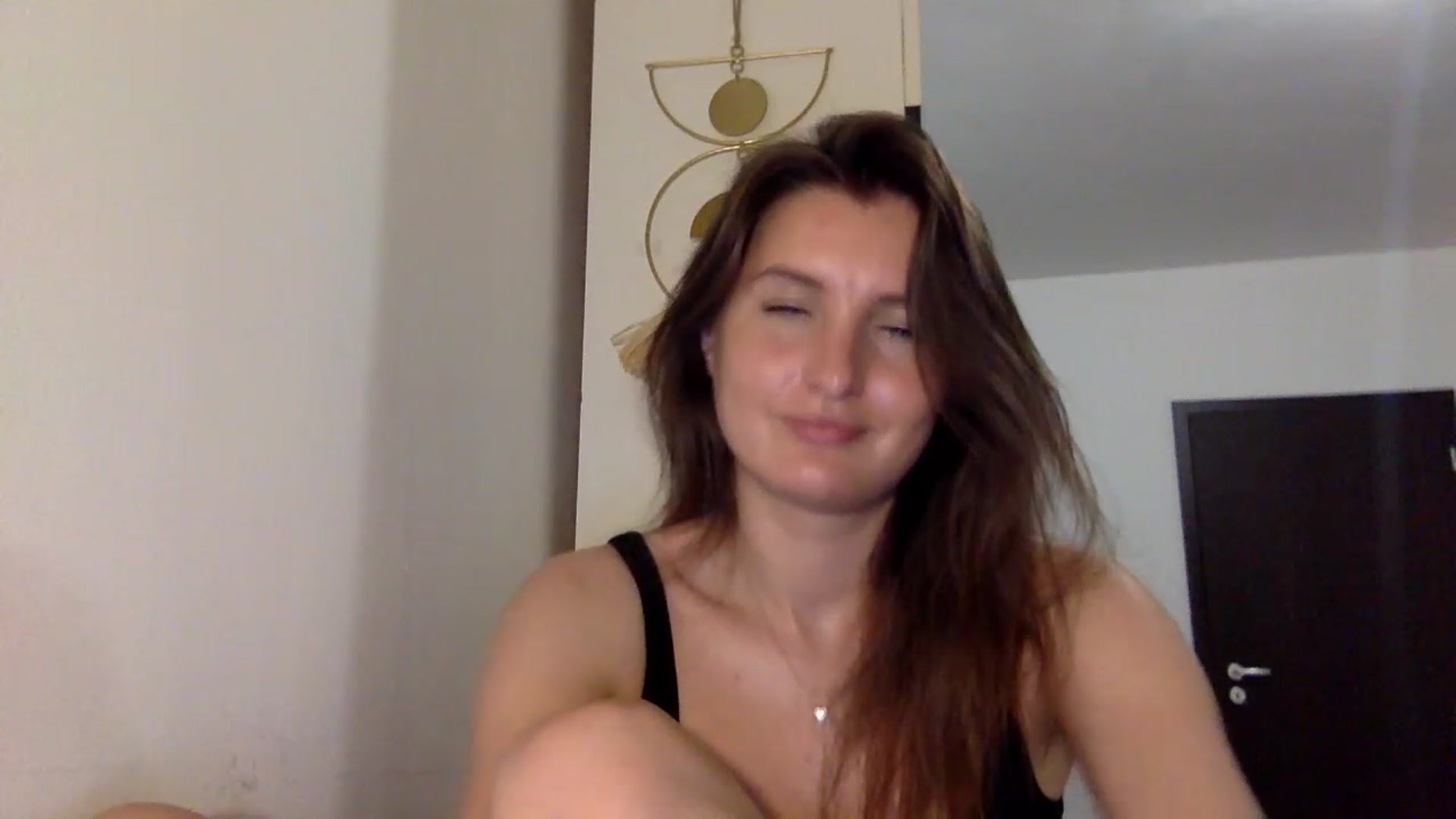 Gallery image thumbnail from EmilyRosier's myfreecams stream on, 06/17/2023, 23:31 image 10 of 20