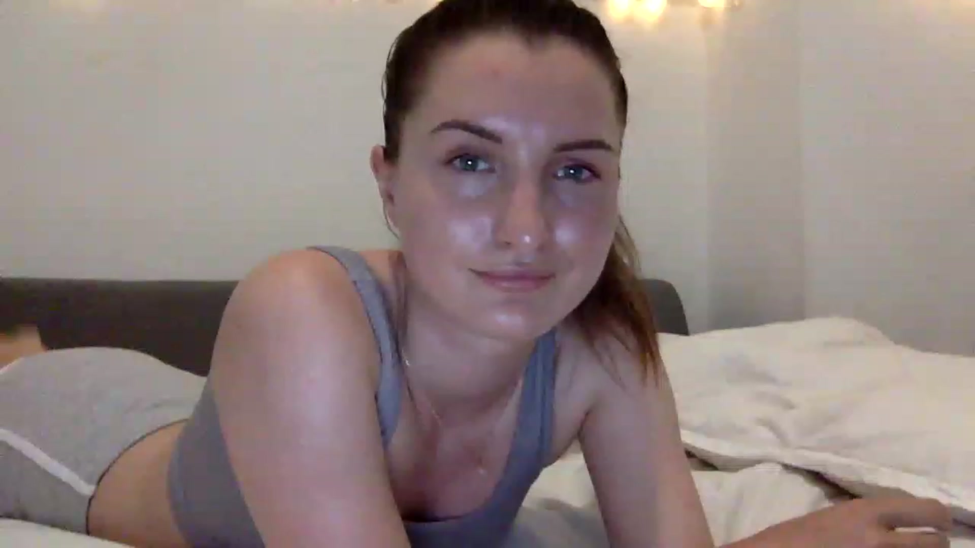 Gallery image thumbnail from EmilyRosier's myfreecams stream on, 06/18/2023, 20:52 image 13 of 20