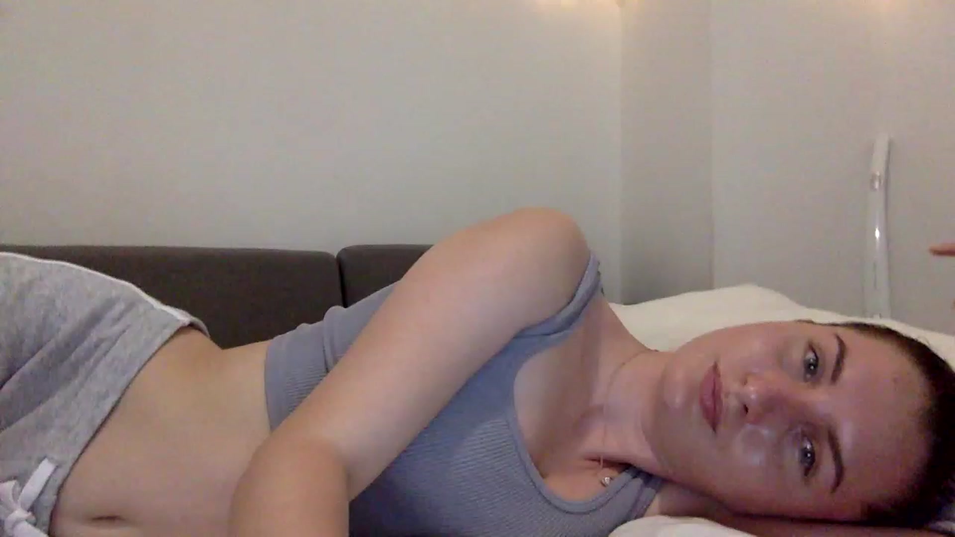 Gallery image thumbnail from EmilyRosier's myfreecams stream on, 06/18/2023, 21:43 image 15 of 20