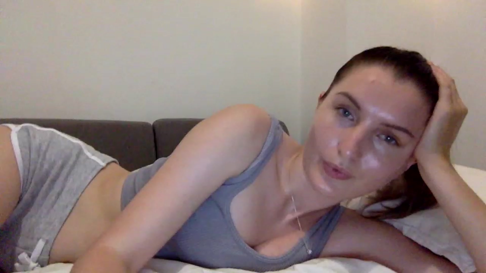 Gallery image thumbnail from EmilyRosier's myfreecams stream on, 06/18/2023, 21:43 image 5 of 20